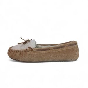 Minnetonka Moccasins Women's 9 Tan White Leather Faux Fur Slip-on Casual Shoes